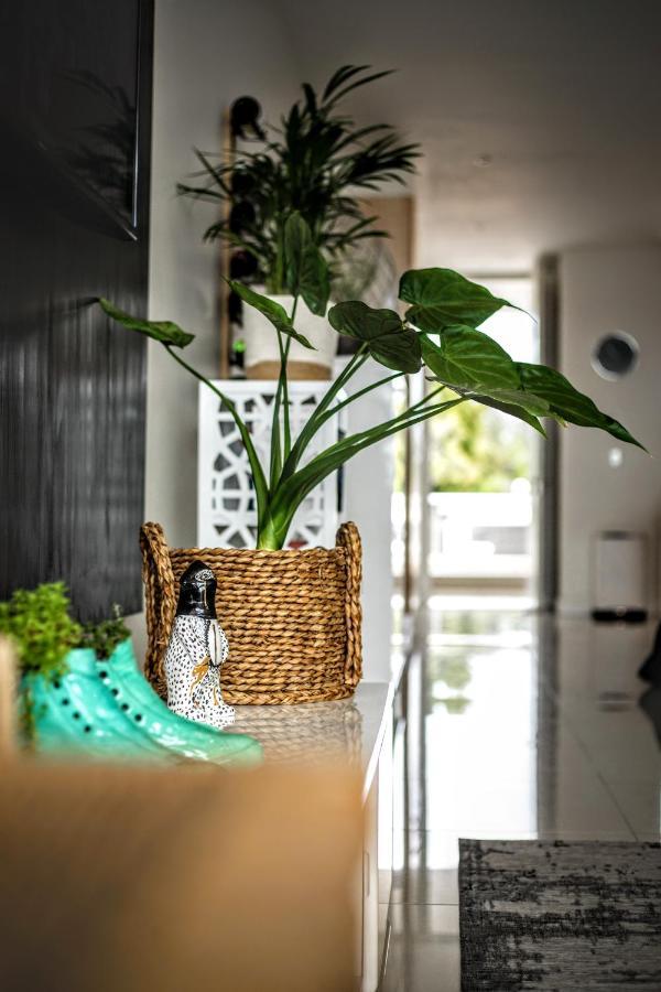 Plett Holiday Apartment プレッテンバーグ・ベイ エクステリア 写真