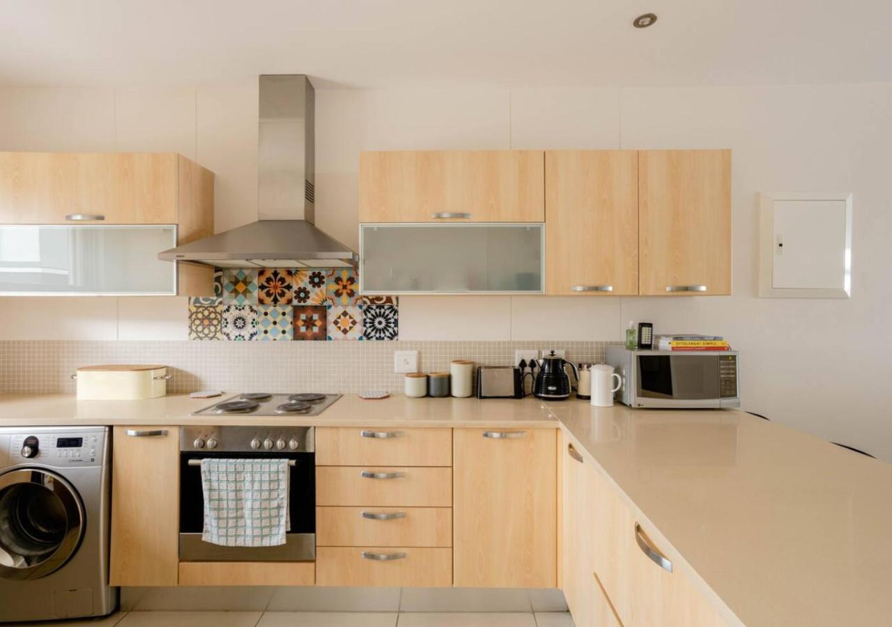 Plett Holiday Apartment プレッテンバーグ・ベイ エクステリア 写真