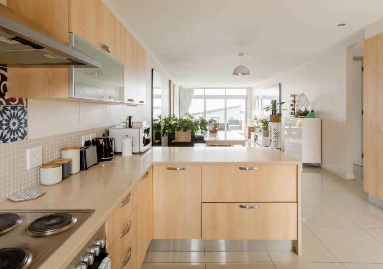 Plett Holiday Apartment プレッテンバーグ・ベイ エクステリア 写真